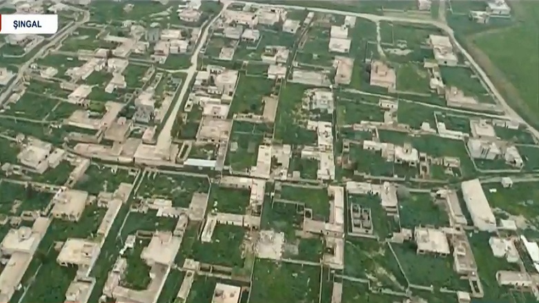 دەست بە هەڵدانەوەی گۆڕە بە کۆمەڵەکانی شنگال دەکرێت